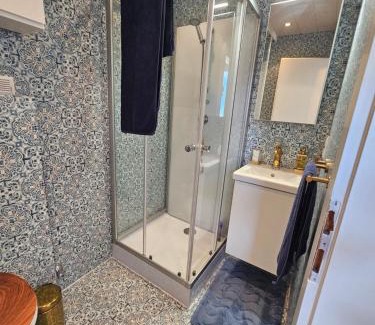Schwaz Apartment | Scenic Gästezimmer Schwaz Panorama with Family-Friendly Amenities