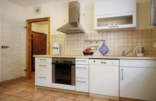 Neustadt-Duttweiler Apartment | Explore Gästezimmer Weingut Rösch: Family-Friendly Retreat