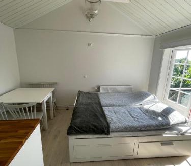 Drottningholm House | Enchanting Guesthouse Overlooking Drottningholm Palace