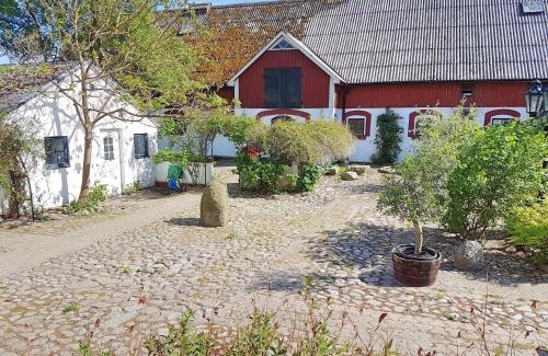 Ystad Hotel | Discover Gårdshotellet: Family-Friendly & Accessible Stay