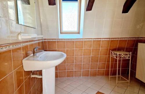 Saint-Symphorien-de-Thenieres House | Family-Friendly Gîte de Saint-Gervais - Rated 9.5/10
