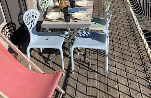 Aumont-Aubrac Apartment | Family-Friendly Gîte à Aumont Aubrac for Your Next Getaway