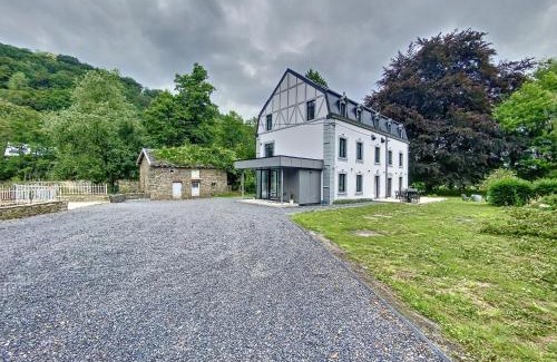 Esneux House | Gîte à Esneux: Guest Rated 10/10 with Family-Friendly Amenities