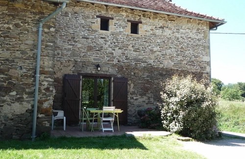Saint-Vincent-du-Pendit House | Gîte à Négral - SAINT VINCENT DU PENDIT
