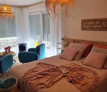 Pernes-les-Boulogne House | Cozy Gîte in the Countryside with Oceanfront Views