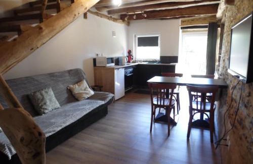 Pleine-Fougeres House | Enjoy Nature at Gîte à la Ferme - Family Friendly Retreat