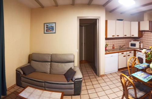 Sarrazac Cottage | Gîte à la Ferme en Périgord: Pet-Friendly Retreat with Pool