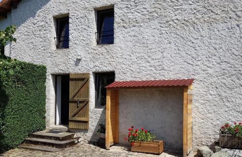 Laprugne House | Bright Gîte in Montagne Bourbonnaise with Garden & Pets Welcome