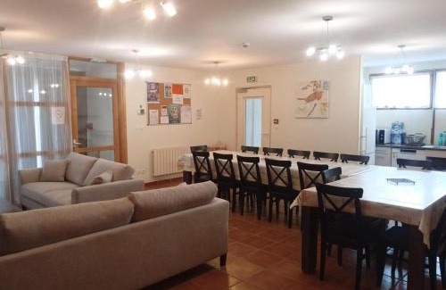Mesples House | Eco-Friendly Retreat with Garden & Child-Friendly Amenities