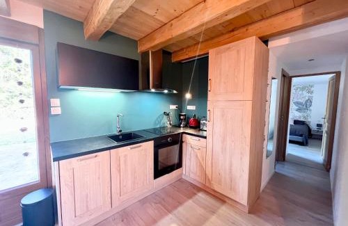 Le Tholy Apartment | Elegant Gîte in Nature with Terrace & Child-Friendly Amenities