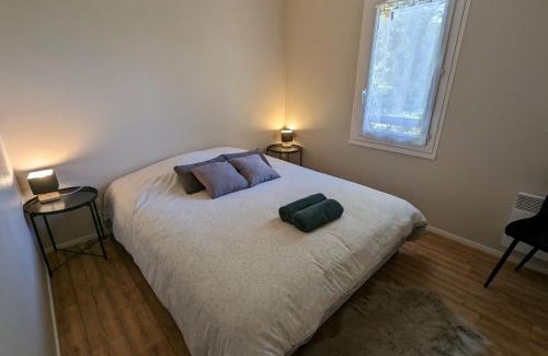 Ouzouer-sur-Loire House | Gîte for 10 with Garden, Near Loire & Orléans Forest