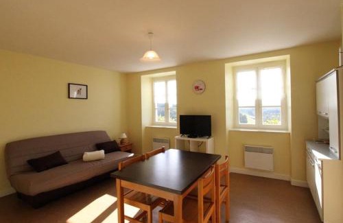 Lorcieres House | Comfortable Gîte Lorcières for Families in Beautiful Setting