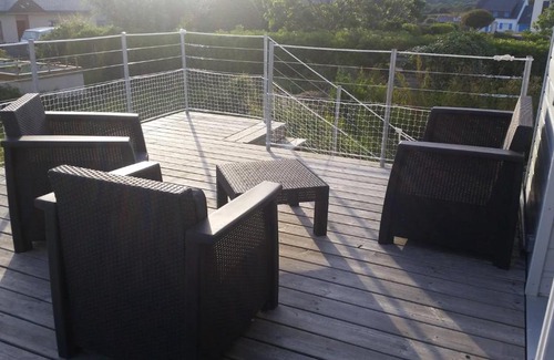 Primelin House | Ocean View Gîte with Terrace near Pointe du Raz