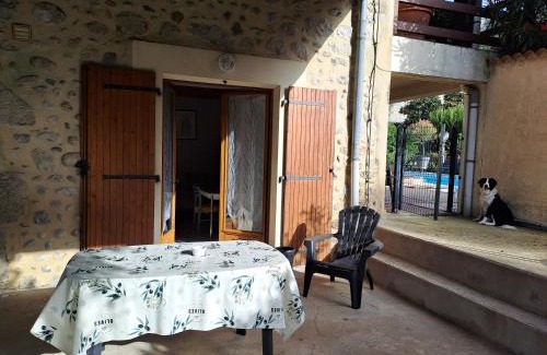 Aubenas Apartment | Unforgettable Stay at Gîte "OLIA" with Pool & Family Perks