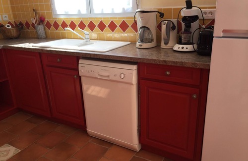 Massillargues-Attuech House | Inviting Gîte for 4 with Pool near Cévennes