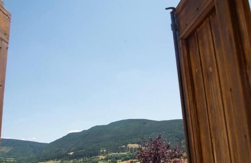Saint-Bauzile House | Cozy Gîte for 4 in Saint Bauzile with Family & Pet Amenities