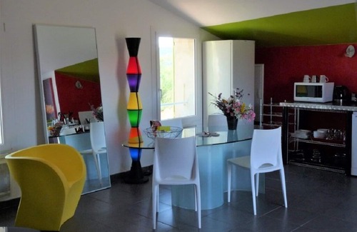Mollans-sur-Ouveze Condo | Charming Gîte: 3 Stars with Pool & Ocean View Activities