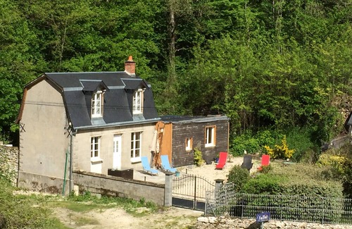Athee-sur-Cher House | Cozy Cottage Near Beauval Zoo with Family-Friendly Amenities