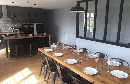 Cramant House | Spacious Gîte for 8-14 in Champagne with Relaxing Hot Tub
