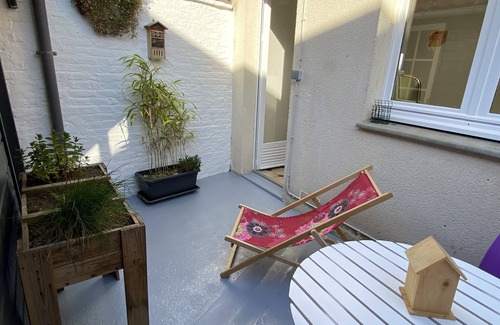 Abbeville House | Cozy Gîte A Bon Port Abbeville with Kitchen Amenities