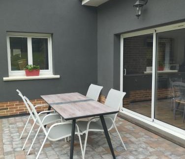 Quesnoy-le-Montant House | Oceanfront Gîte Au Bord de la Baie de Somme - Rated 8.8