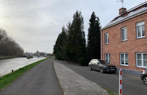 Le Bizet House | Pet-Friendly Gîte Au Bord de l'Eau with Family Amenities