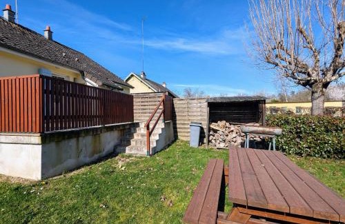 Ceaulmont House | Gîte au Bord de la Creuse avec Jardin Privé - FR-1-591-735