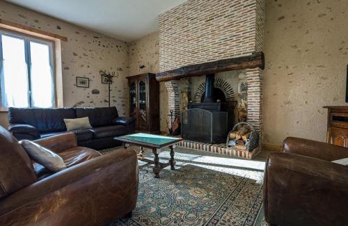 Migne House | Idyllic Gîte in Brenne with Terrace and Wildlife Views