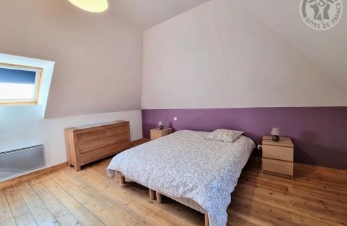 Esquelbecq House | Explore Gîte Esquelbecq: Ideal for Families and Groups