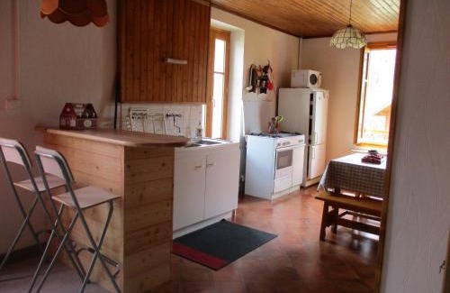 Gresse-en-Vercors Apartment | Pet-Friendly Retreat at Gîte au chemin des Cordonniers