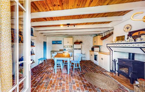 Nieuil House | Comfortable Home in Nieuil with Free WiFi and Pet Access