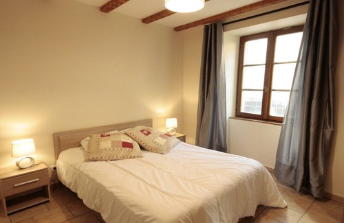 Freland House | Experience Comfort at Gîte Aux 2 Vignes with Breakfast