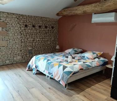Saint-Aulais-la-Chapelle Apartment | Idyllic Gîte with Pool in Serene Countryside Retreat