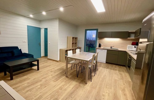 Hautefort House | Relaxing Gîte with Spa, Pool & Fishing Pond Retreat