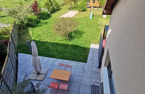 Chamberia House | Exceptional Gîte: Pet-Friendly Retreat with Kitchen Access