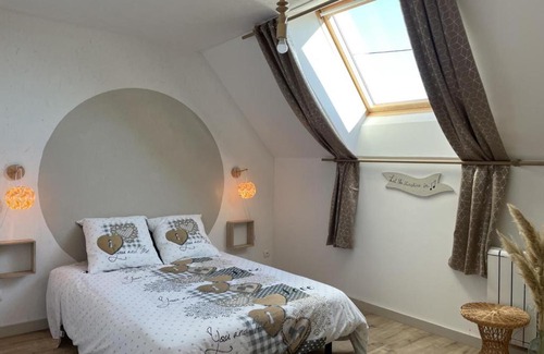 Blomard House | Gîte Blomard: Family-Friendly Retreat with Pool Access