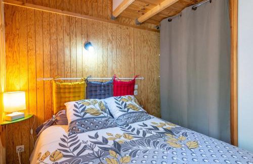 Antrenas House | Cozy Chalet des 2 for Families – Child Friendly Retreat