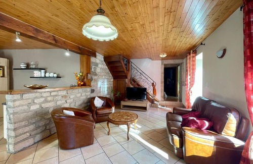 Saint-Germain-Laprade House | Inviting Gîte with Fireplace near Puy-en-Velay for Families