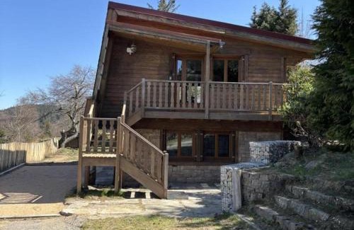 Le Bessat House | Gîte chaleureux au Bessat pour 6 à 8 pers., animaux admis, grand jardin - FR-1-496-350