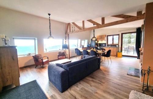 Le Bessat House | Gîte chaleureux au Bessat pour 6 à 8 pers., animaux admis, grand jardin - FR-1-496-350