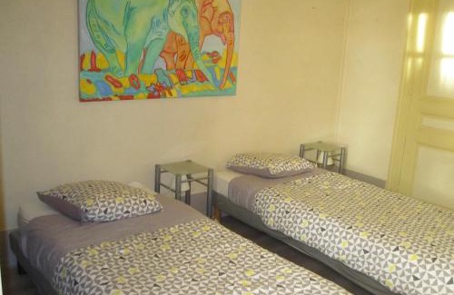 Tournus Apartment | Comfortable Gîte Chanay: Pet and Child Friendly Retreat