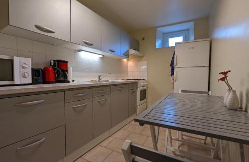 Salles-Lavalette House | Family-Friendly Gîte Charentais with Garden & Pet Access