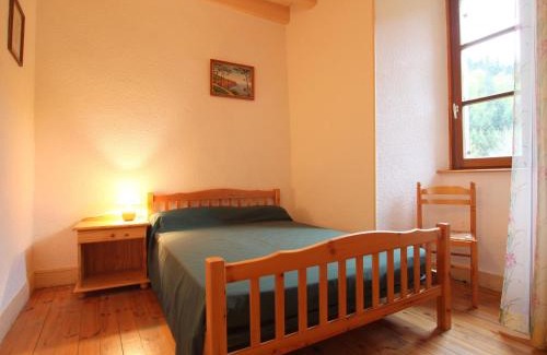 Saint-Vert House | Relaxing Gîte for 5 in Saint-Vert: Nature & Adventure Await