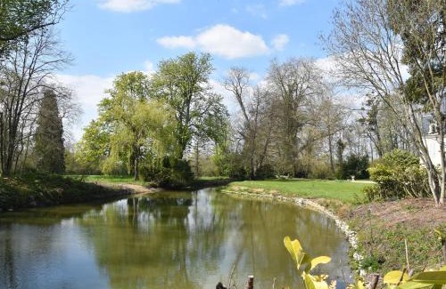 Luce-sous-Ballon House | Scenic Gîte near Le Mans: Child-Friendly Retreat Awaits