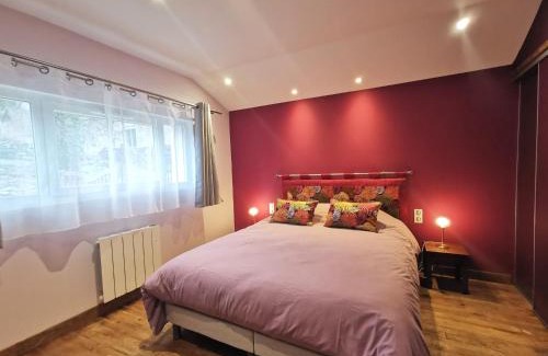 Le Puy-en-Velay House | Scenic Nature Gîte with Terrace & Panoramic Views in Puy-en-Velay