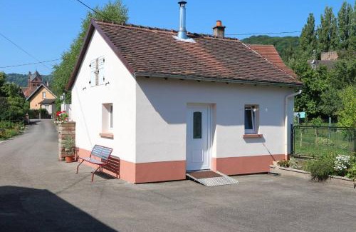 Neuwiller-les-Saverne Apartment | Experience Gîte chez Claude & Jacqueline with Oceanfront Views