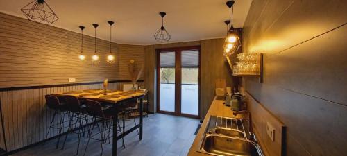 Bastogne House | Cozy Gîte Chez Simone: Pet and Child Friendly Retreat