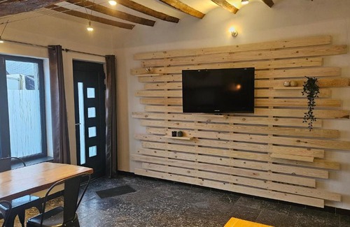Lobbes Apartment | Pet-Friendly Gîte Citadin de l'Entreville: Rated 9.1/10