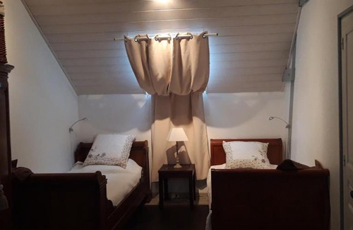Ploermel House | Pet-Friendly Gîte Coeur de Bretagne with Family Amenities