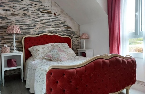 Ploermel House | Pet-Friendly Gîte Coeur de Bretagne with Family Amenities